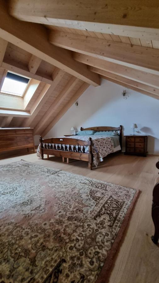 Hotel Casa Delle Orchidee à Feltre Extérieur photo